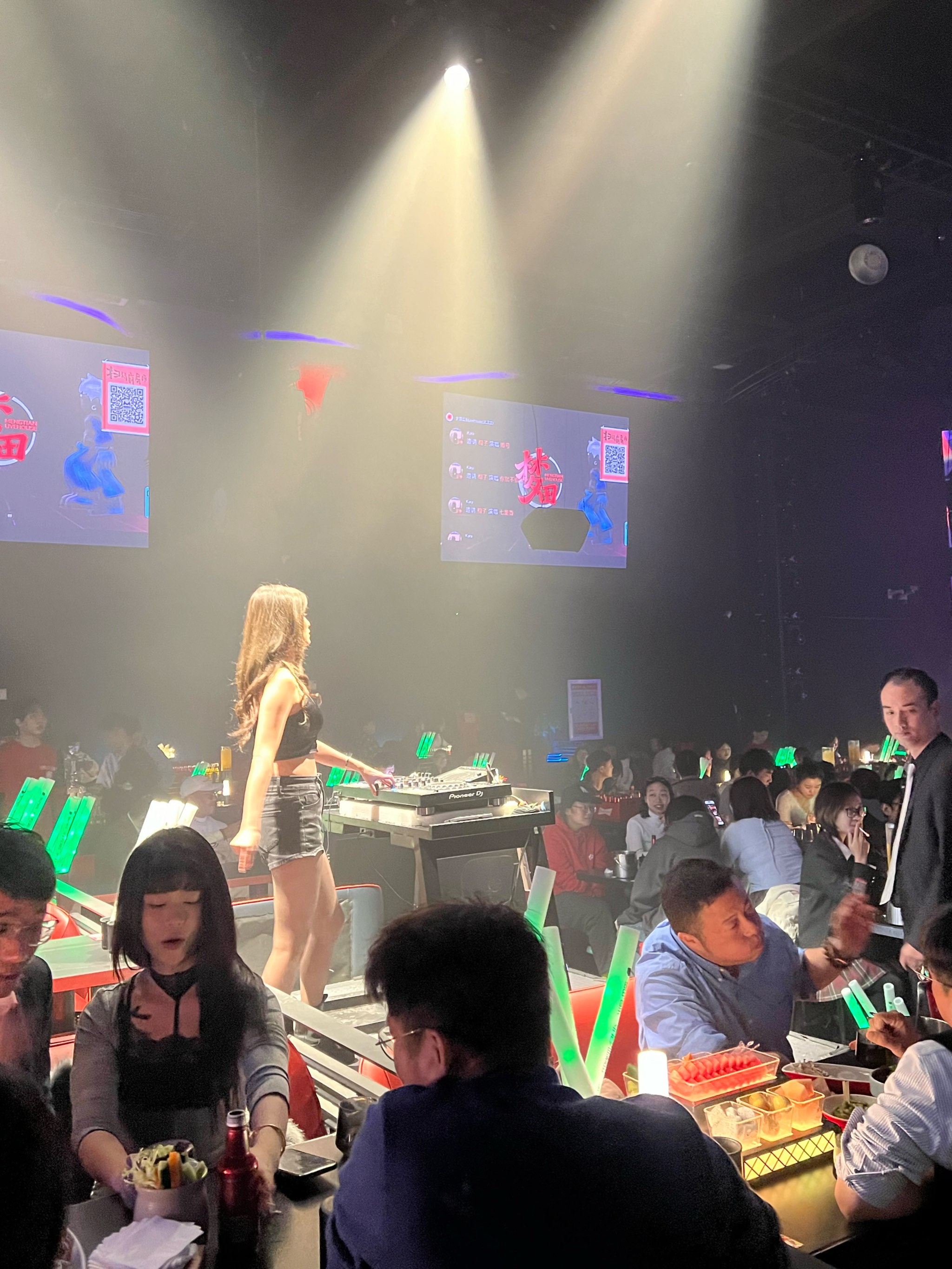 探寻商务ktv秘密-天台县ktv预订